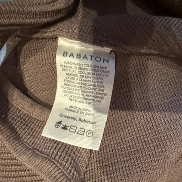 Pre-Loved Aritzia Babaton Sculpt Knit Scoopneck Cropped Tank in Taupe - Size L - Picture 4 of 4